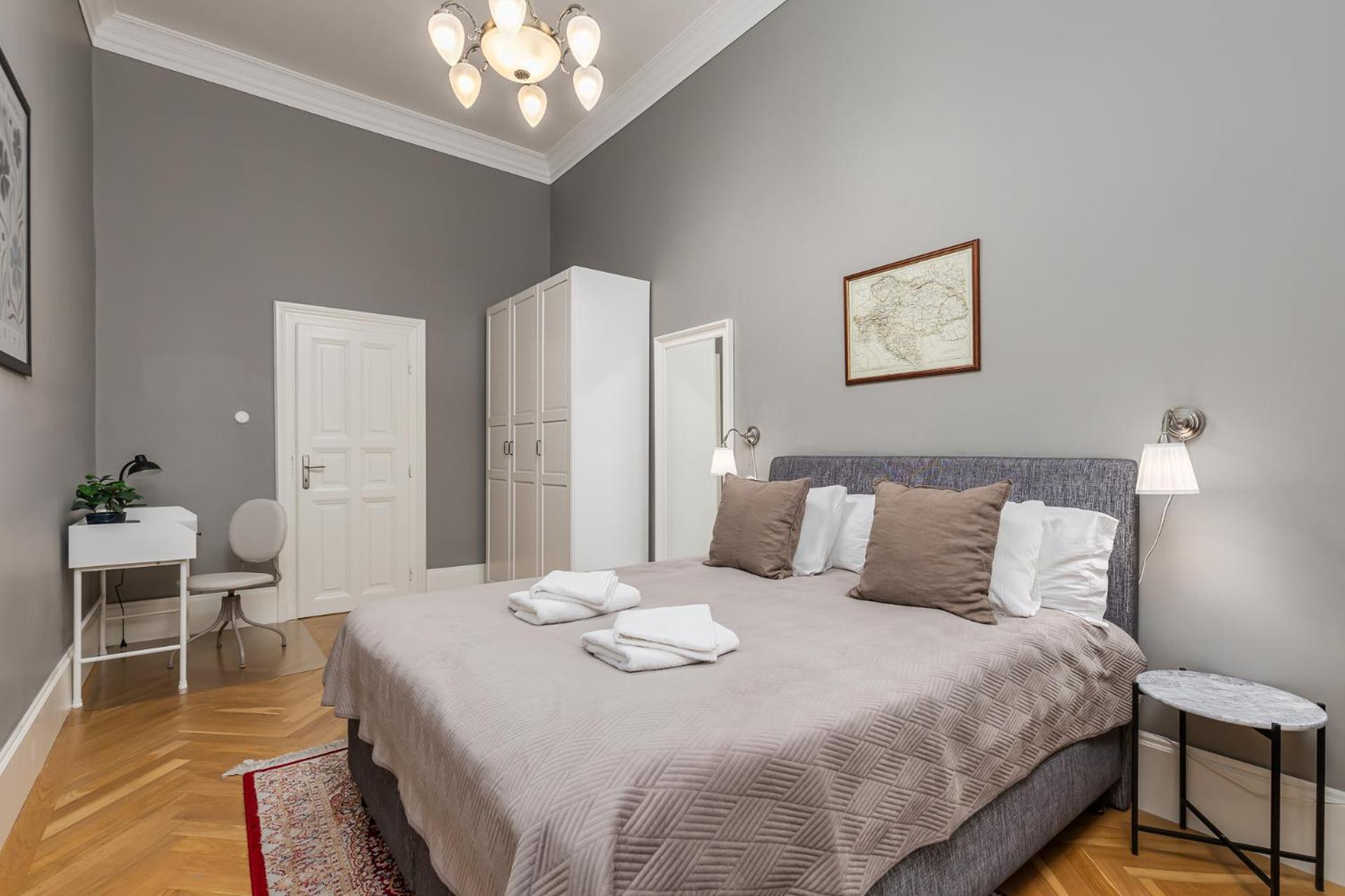 Spacious Victorian Residence By Grand Boulevard บูดาเปสต์ ภายนอก รูปภาพ