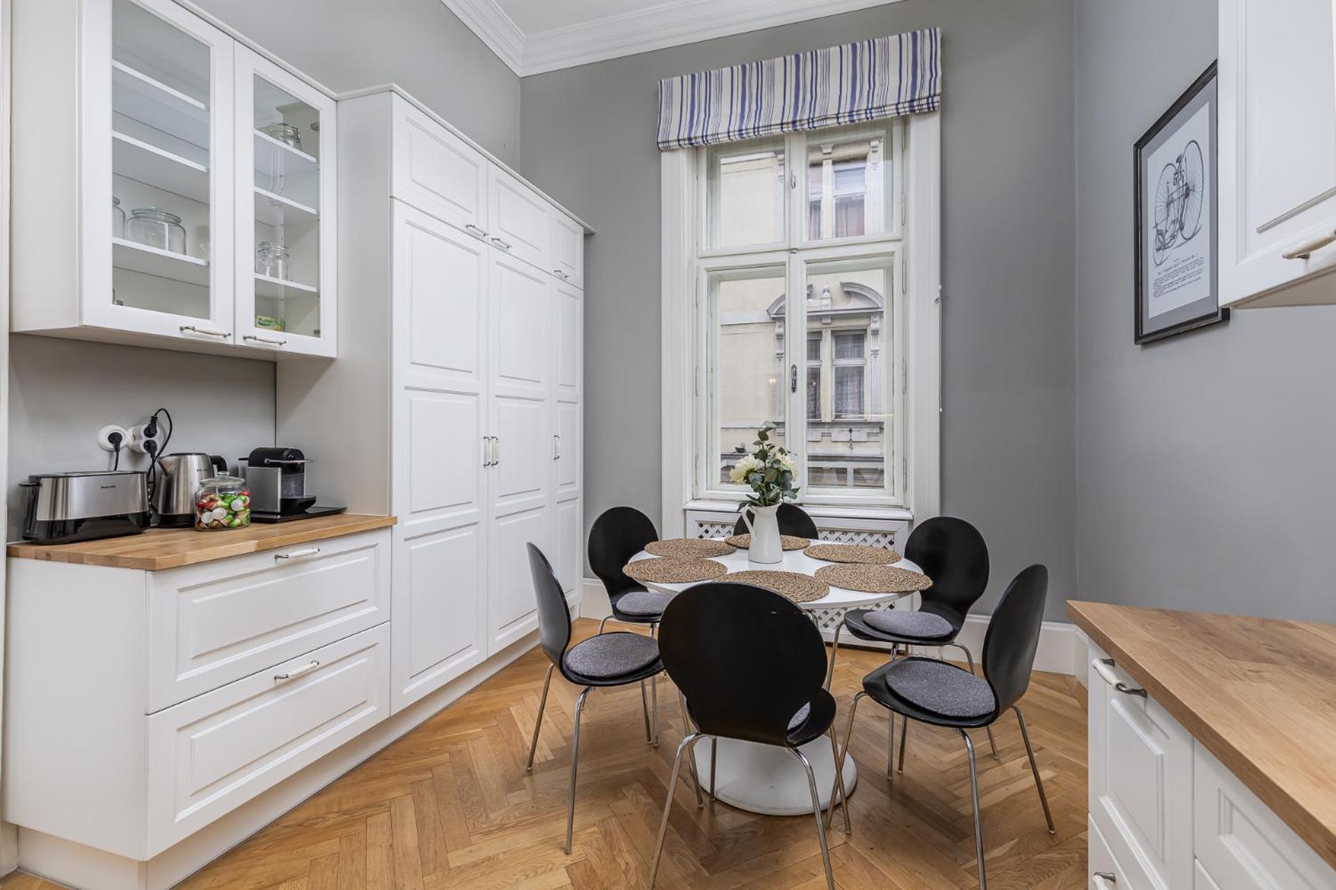 Spacious Victorian Residence By Grand Boulevard บูดาเปสต์ ภายนอก รูปภาพ